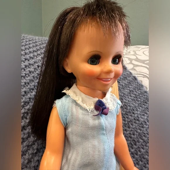 Vintage 1970s Mia Doll - Picture 5 of 6